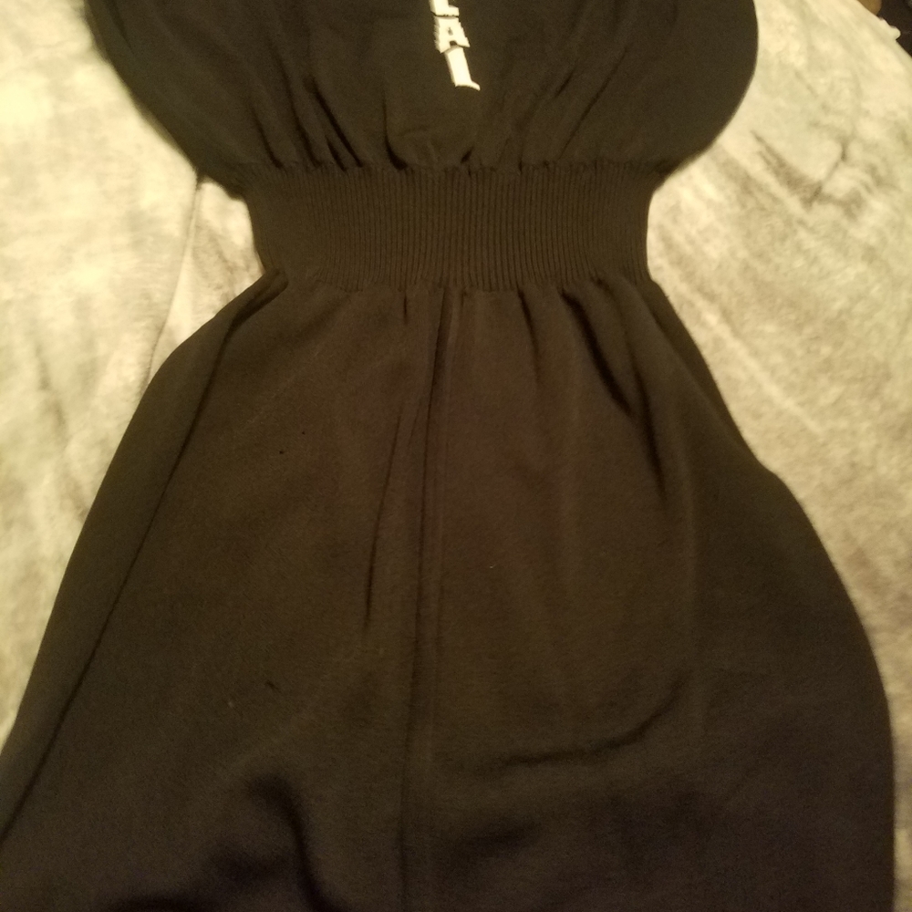 Dress - Picture 2 of 4